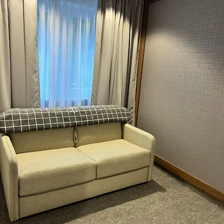 Main Spessart Terrasse Ξενοδοχείο *